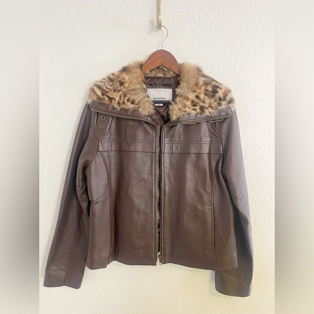 Vintage Wilson Maxima brown Leather bomber flight Jacket and rabbit fur collar L